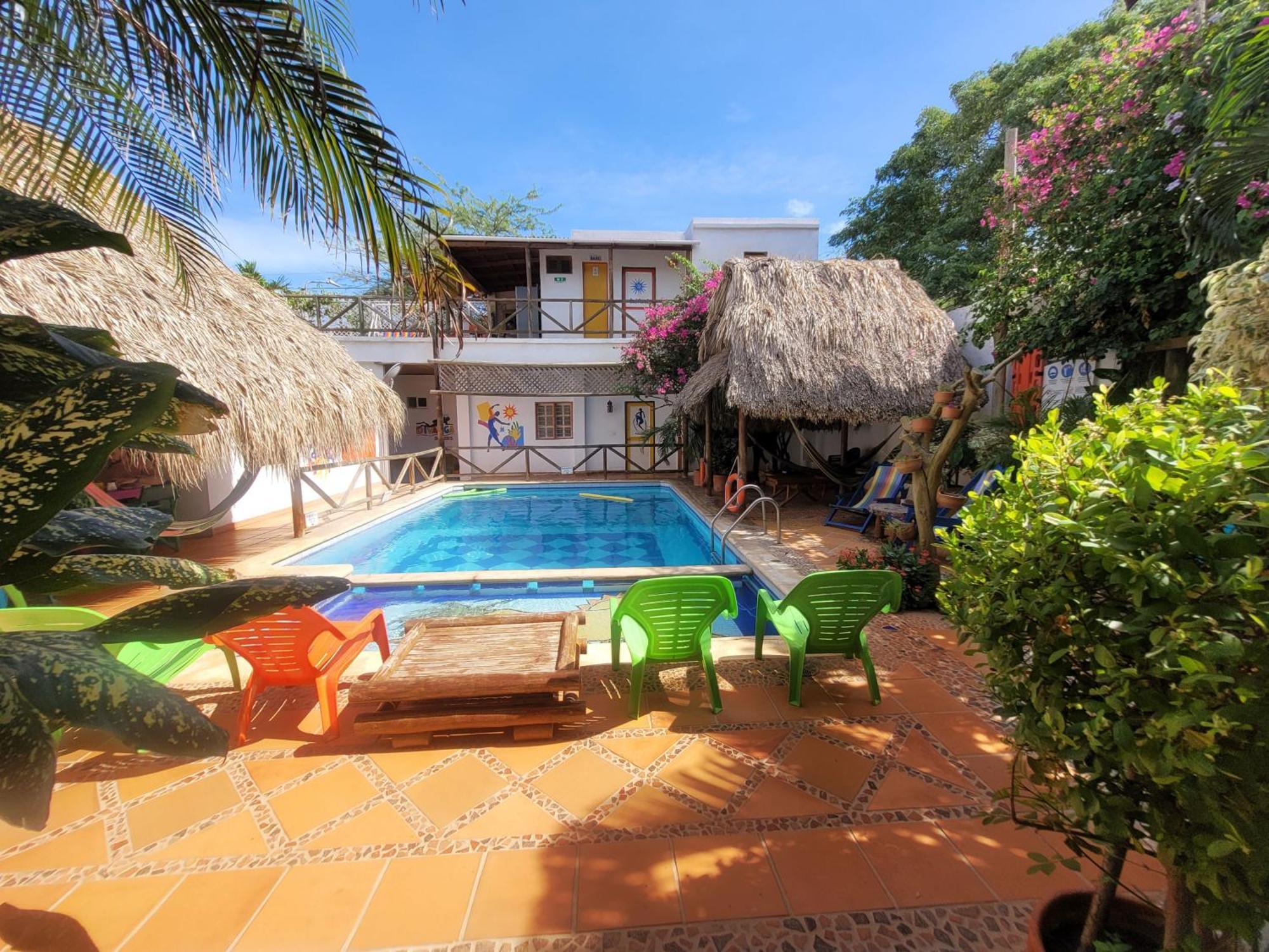 Divanga Hostel And Diving Taganga Exterior photo