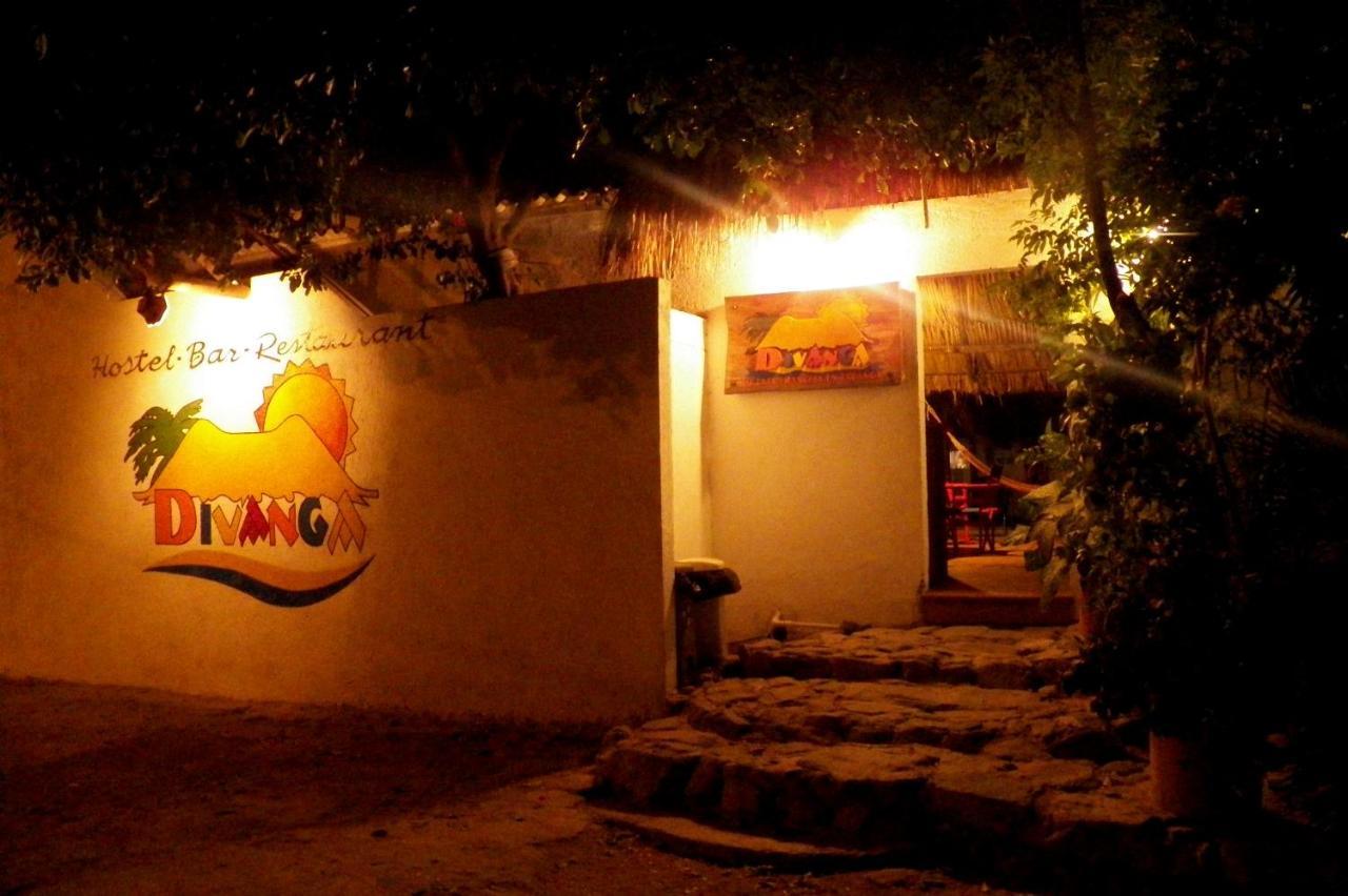 Divanga Hostel And Diving Taganga Exterior photo